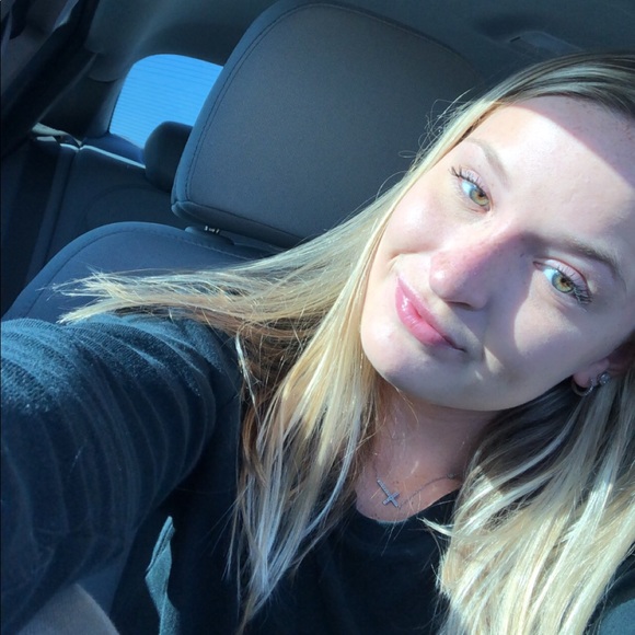 Meet your Posher, Lexi - Picture 1 of 1